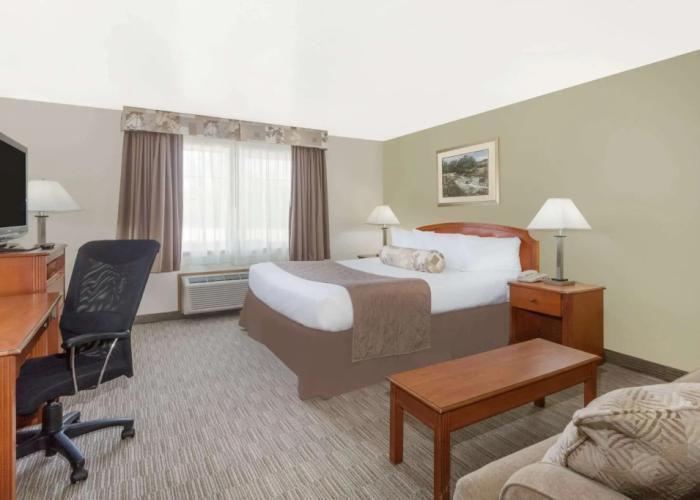 Ramada by Wyndham Ely