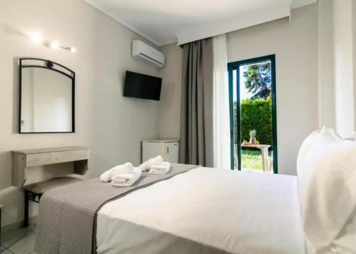 Samel Hotel
