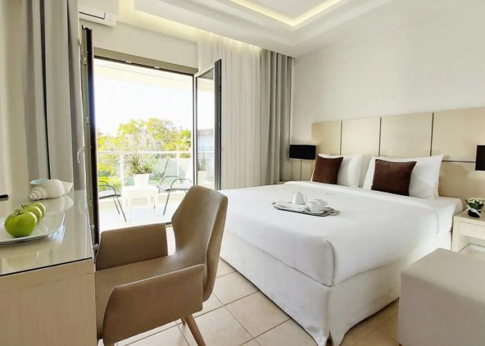 Akrogiali Exclusive Hotel - Adults Only