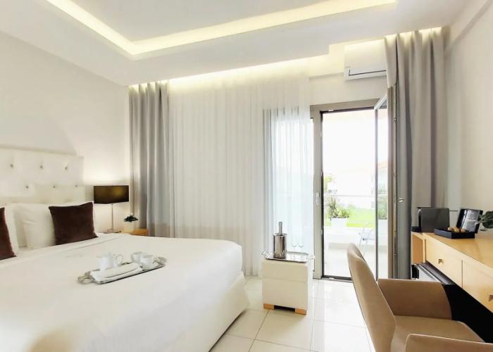 Akrogiali Exclusive Hotel - Adults Only