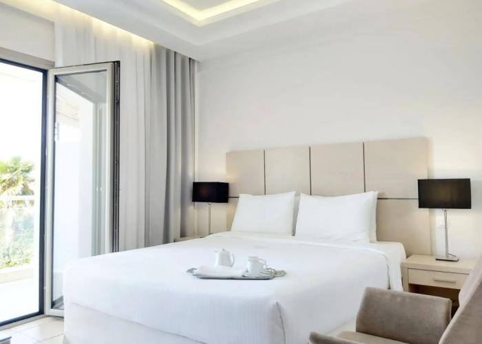 Akrogiali Exclusive Hotel - Adults Only