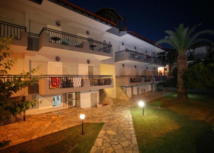 Royal Hotel