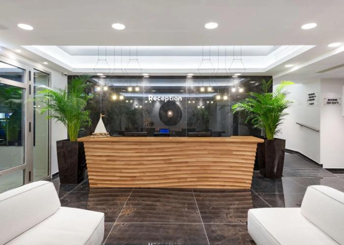 Sea Level Hotel