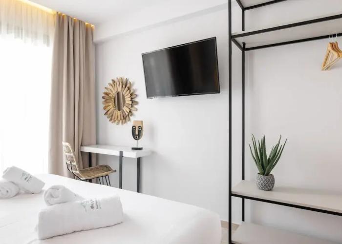 Amalthia Luxury Suites