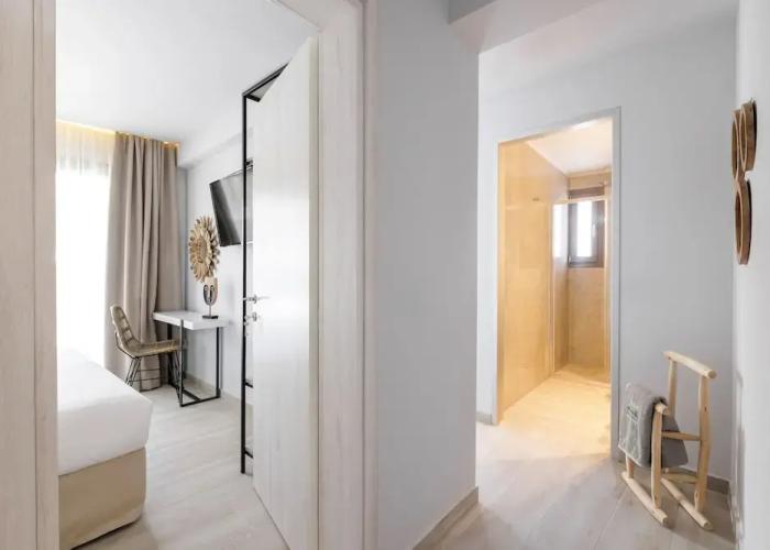 Amalthia Luxury Suites