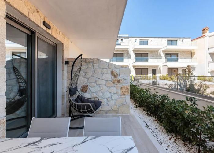 Amalthia Luxury Suites