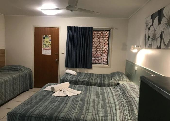 Emerald Highlands Motel