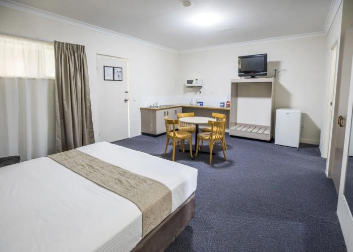 Maraboon Motor Inn
