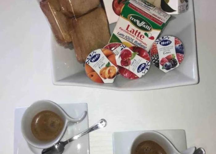 Functional Mini Luxury Lodges Near Camerino