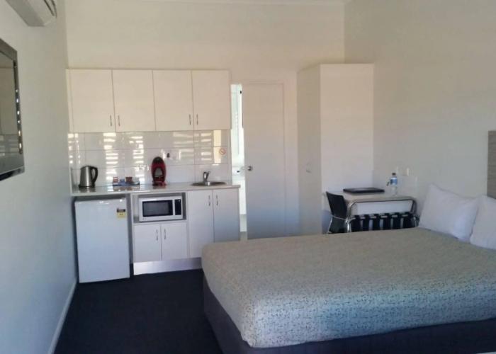 Emerald Park Motel