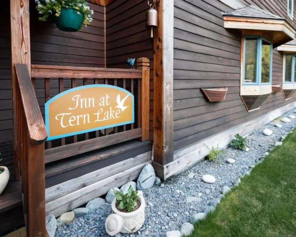 The Inn at Tern Lake
