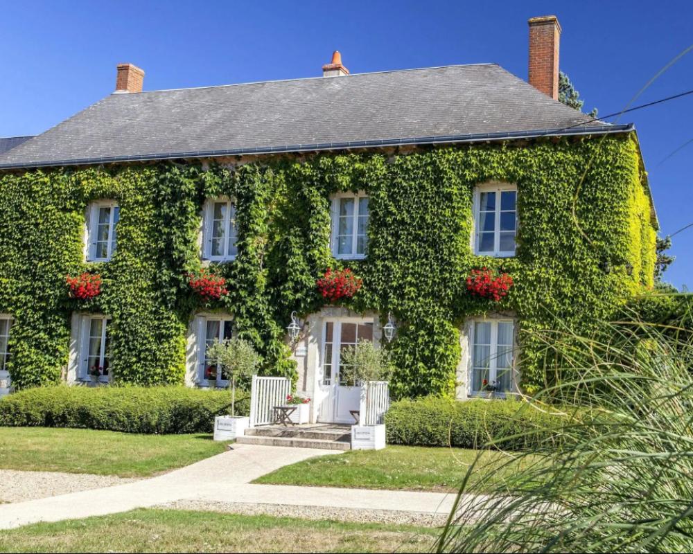 Le Fleuray Hotel & Restaurant