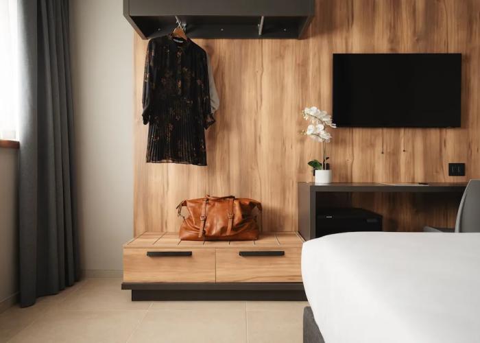 Mood Hotel