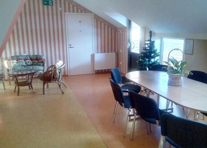 Central Hotel