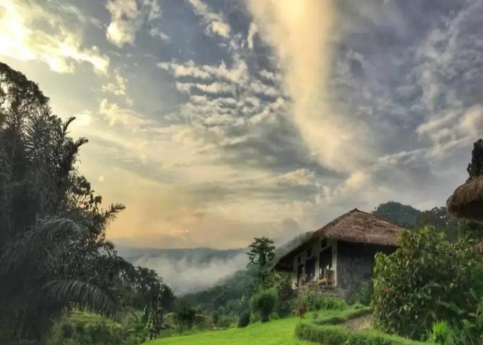 Kelimutu Crater Lakes Ecolodge