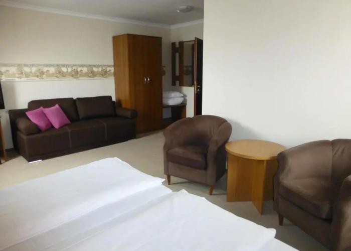 Hotel Cesarski