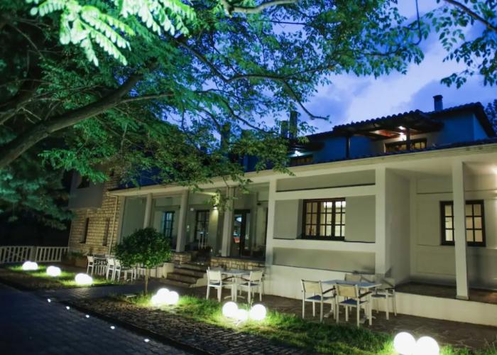 Gefyri Hotel