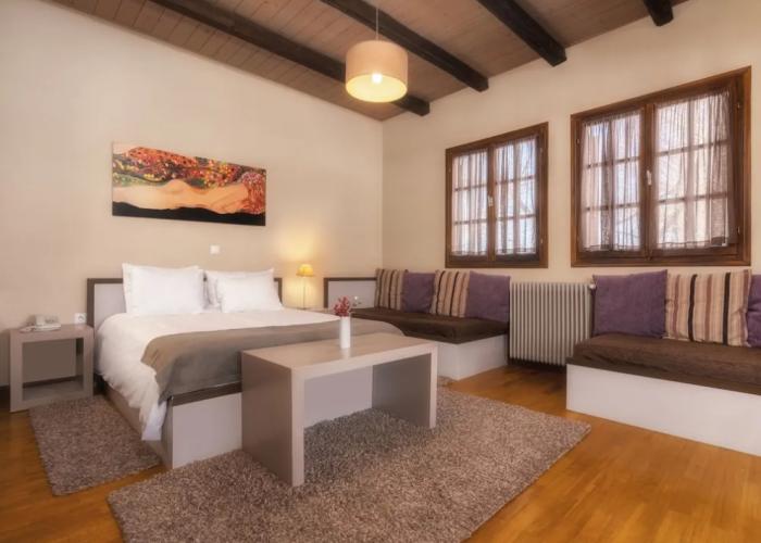 Gefyri Hotel