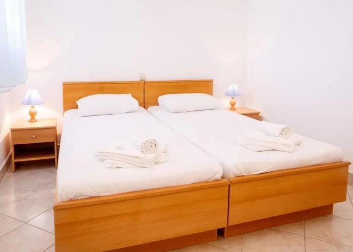 Lumbarda Resort Apartments