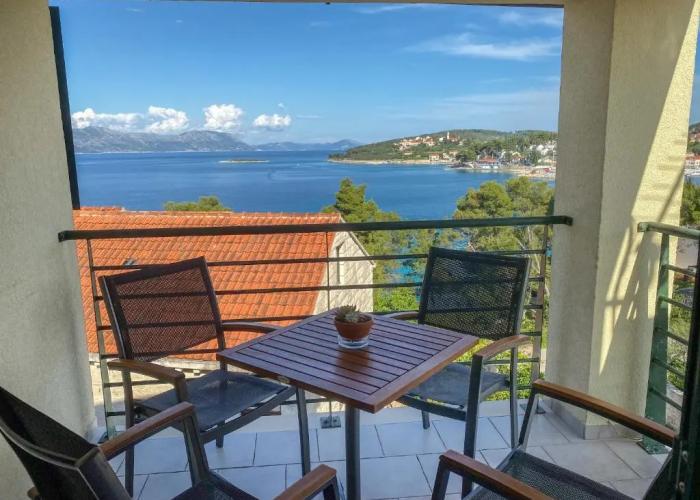 Eco Apartments Sunshine with heated pool