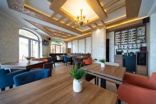 Garni Hotel Royal Crown