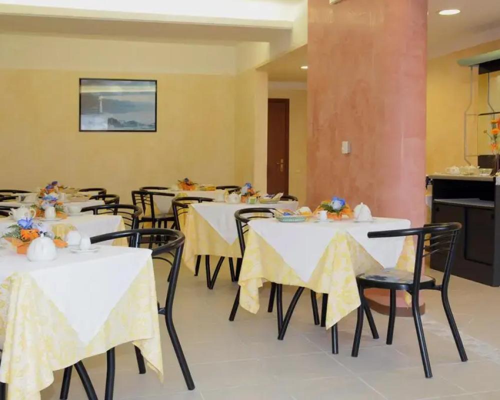 фото Hotel Ariston