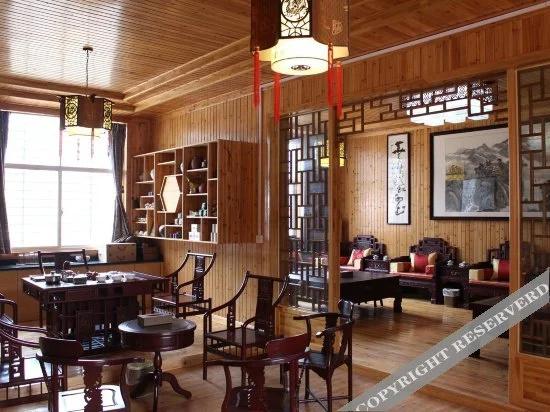 Xinnong Court Hotel