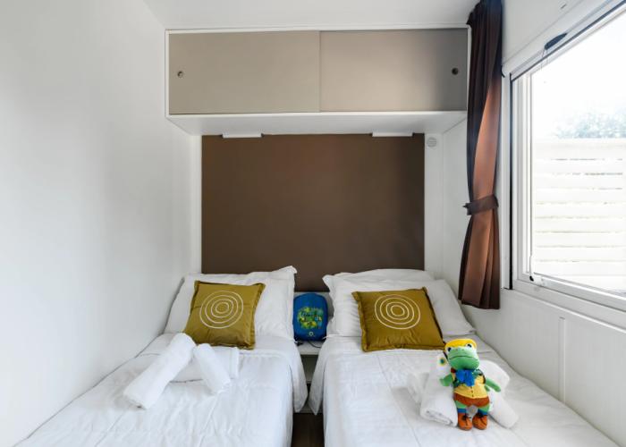 Club Del Sole Spina Family Collection