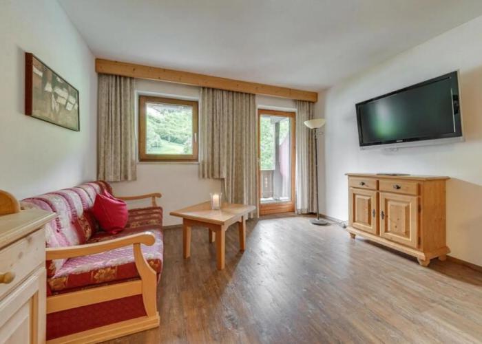 Beautiful Apartment in Fugen