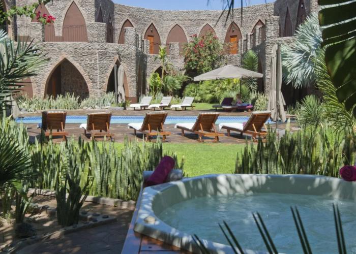 Le Mirage Resort and Spa
