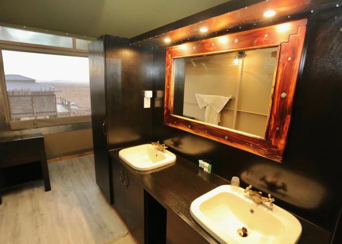 Moon Mountain Lodge