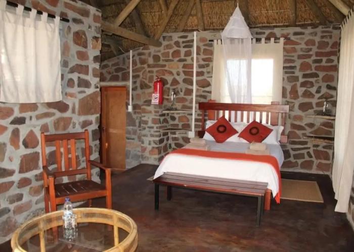 Tsauchab River Lodge