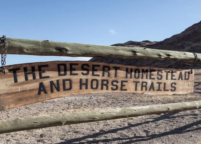 Desert Homestead Lodge l Ondili
