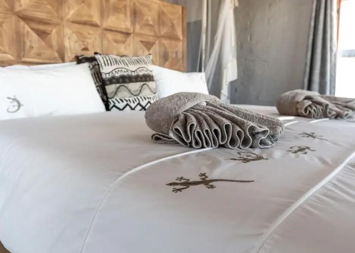 Desert Homestead Lodge l Ondili