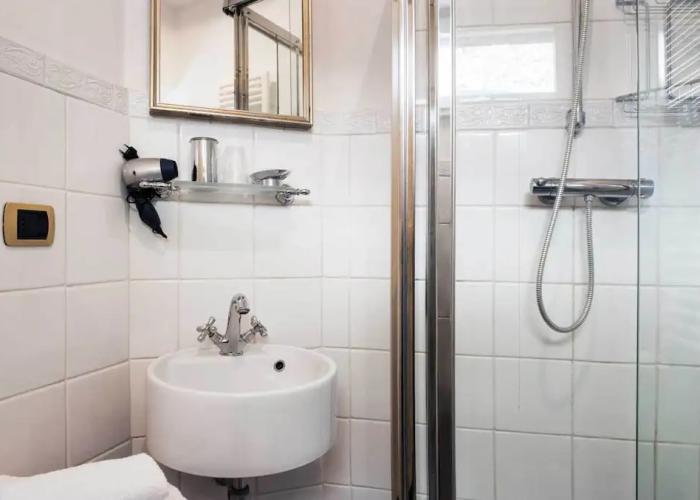 Hotel Antico Furlo