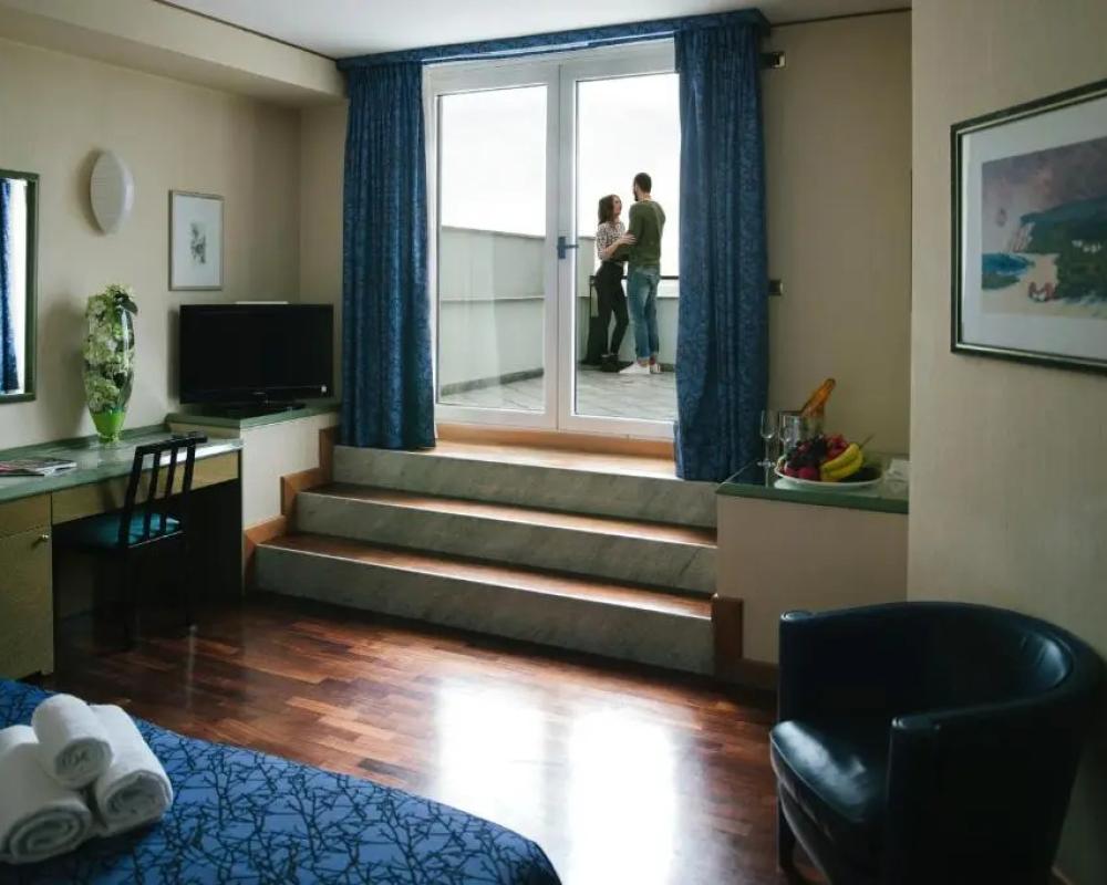 фото Hotel Royal