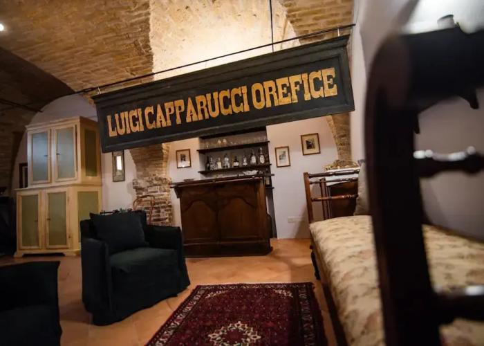 Palazzo Capparucci - Dimora Storica