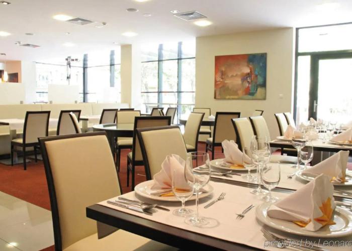 Impiq Hotel