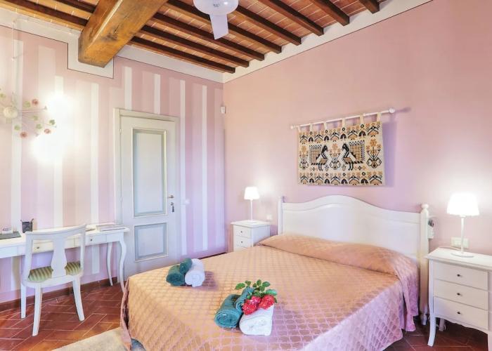 Luxury Villa in Tuscany With Pool Near Pisa and Florence - Ten Bedrooms 20 pl
