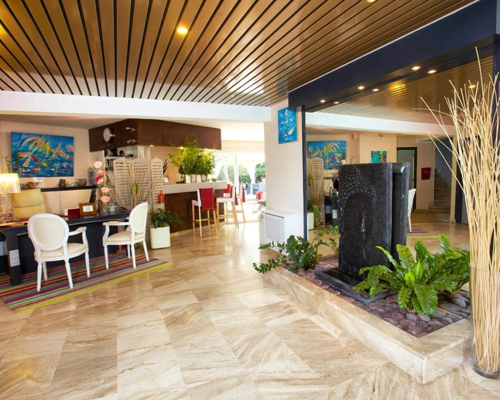 Carnac Lodge Hotel & Spa