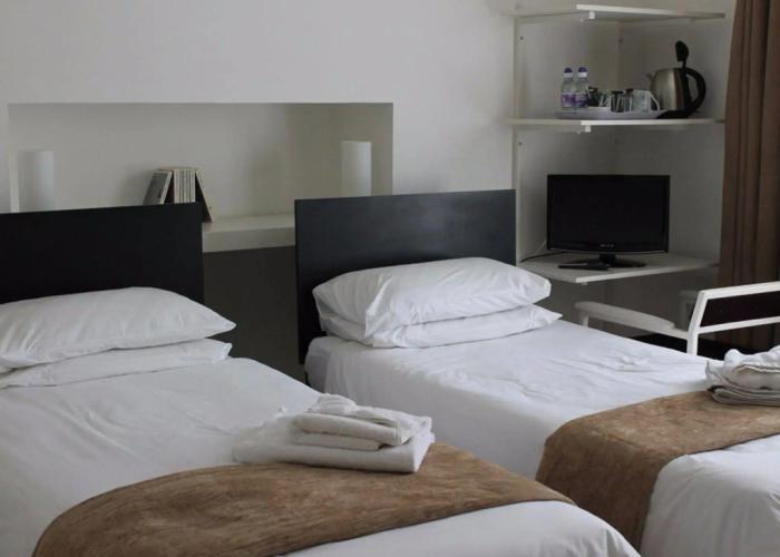 Breeze Guest House