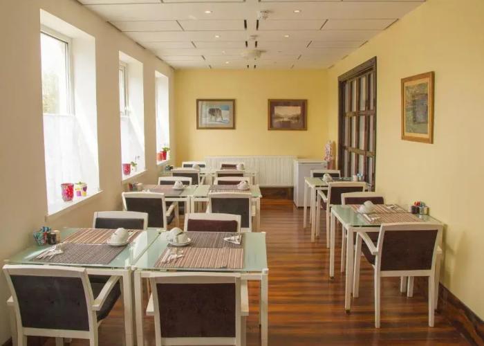 Breeze Guest House