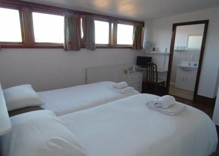 Breeze Guest House