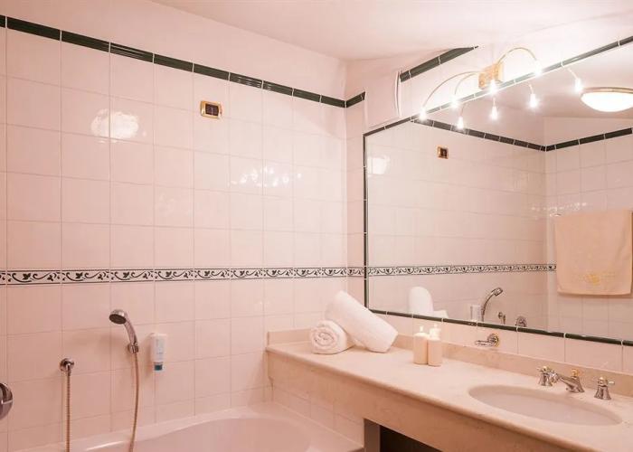 Erica Wellness and Vitality Hotel