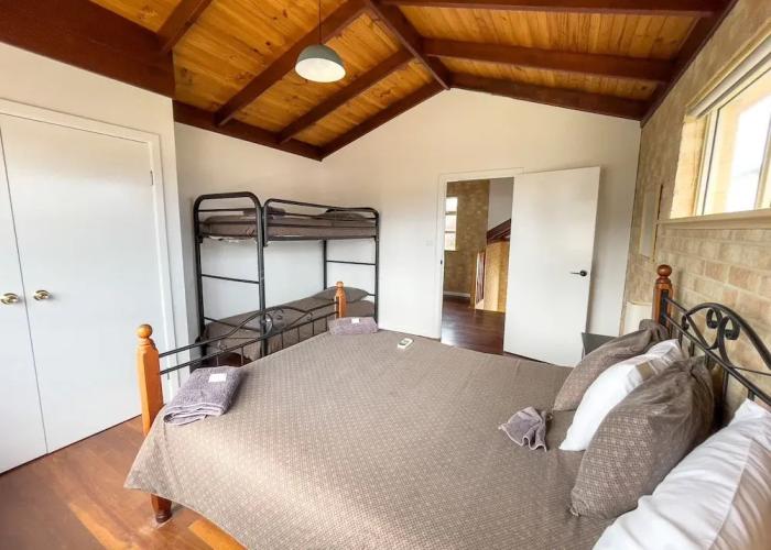 Yot Spot Apartments