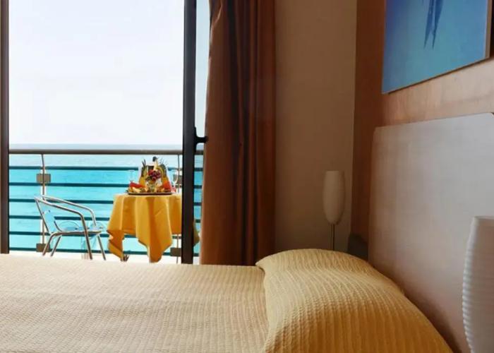 Hotel Mirage