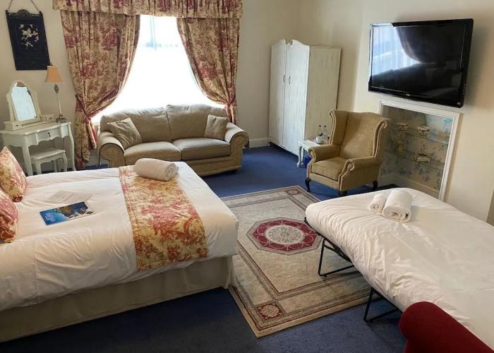 Calder House Hotel