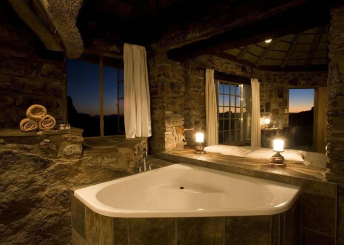 Canyon Lodge