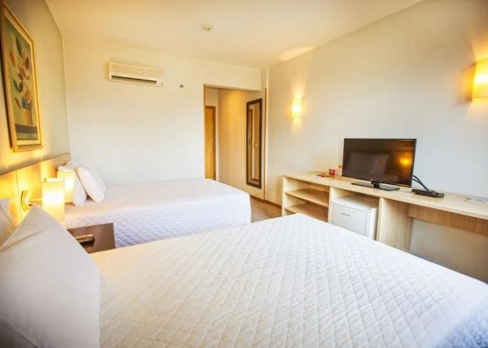 Hotel Campo Largo Express