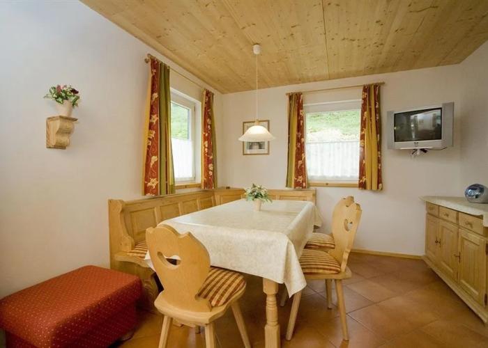 Alpendorf Dachstein West by ALPS RESORTS